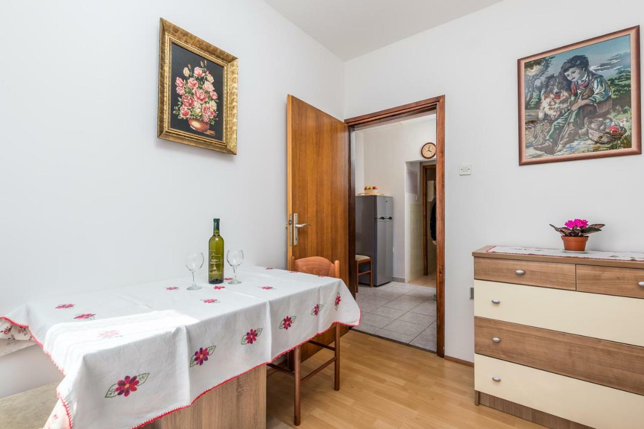 Apartmani Strott Pinezici  Luaran gambar