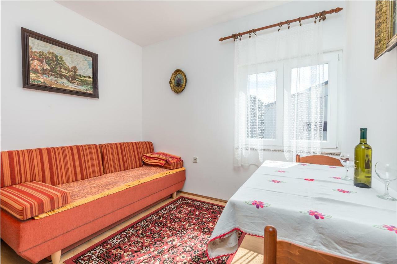 Apartmani Strott Pinezici  Luaran gambar